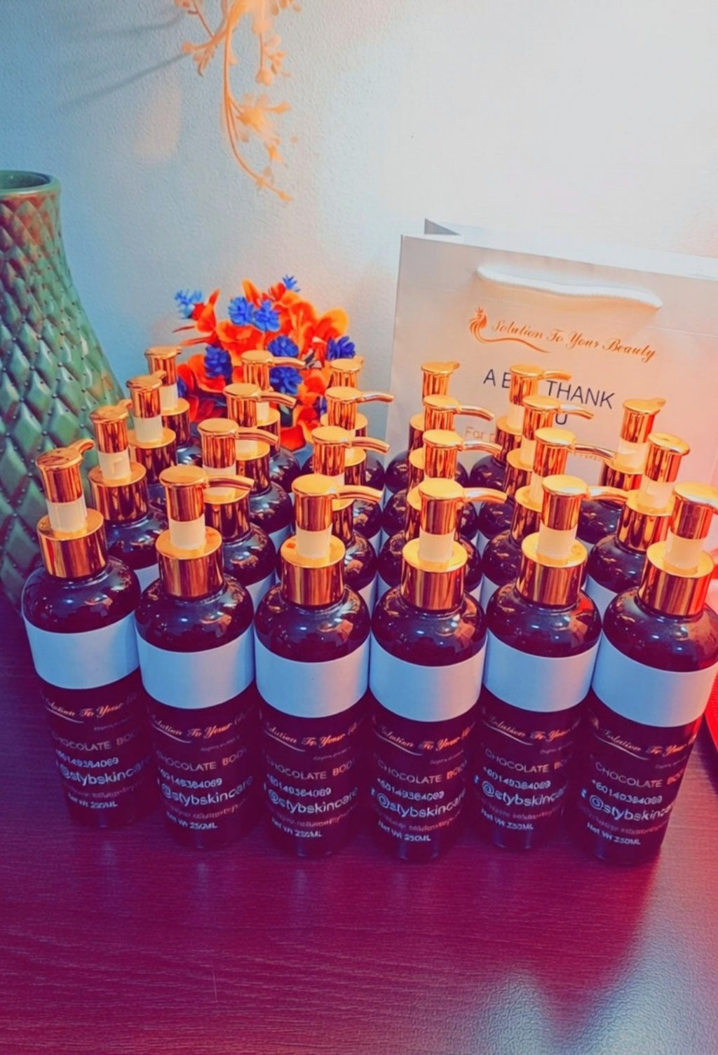 HOT CHOCOLATE BODY CREAM